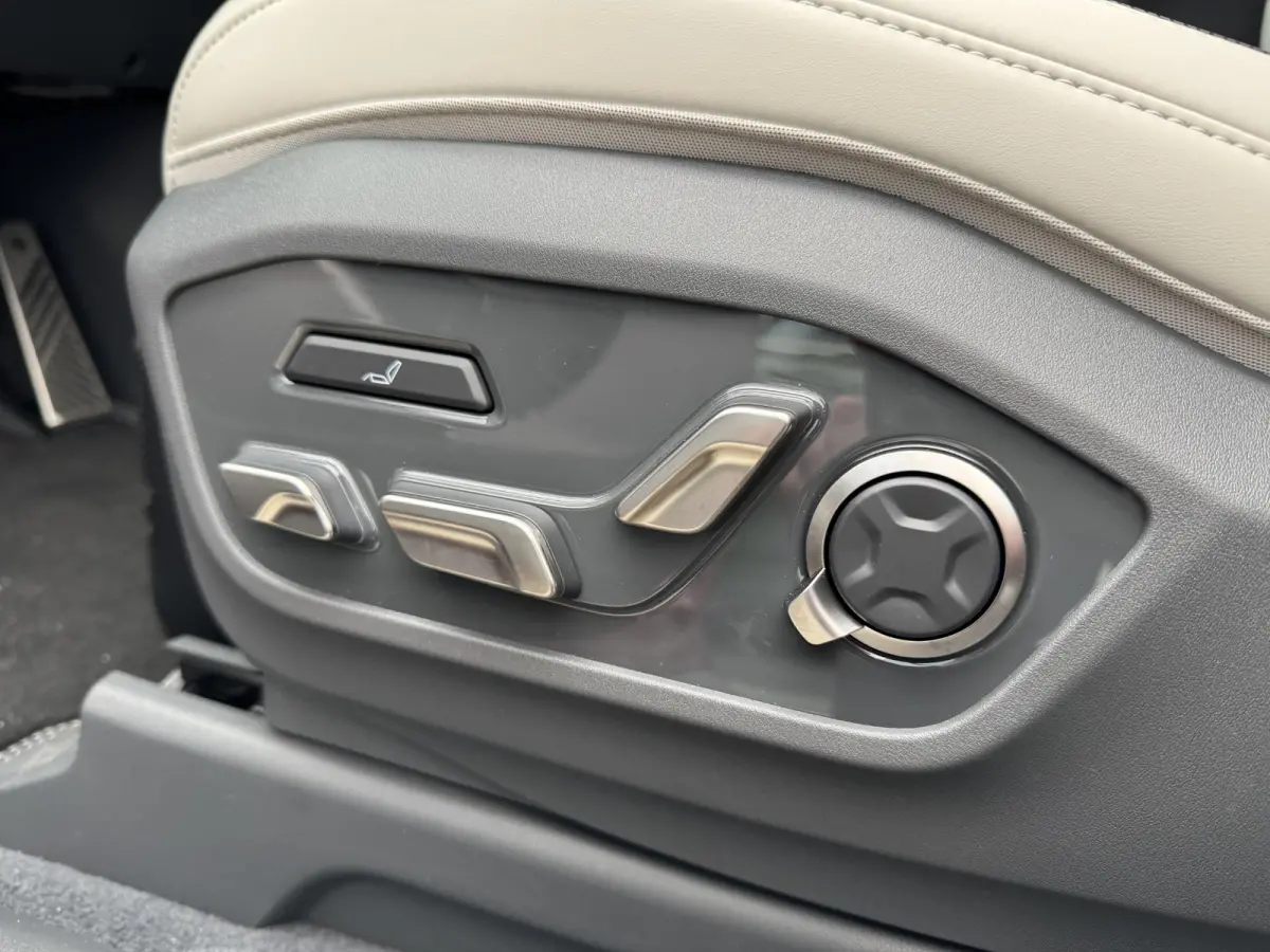 GT-Line AWD 99.8 kWh | 7-Pers. | 21" | Head-Up | Stoel-/Stuurverwarming | Premium Audio | Schuif-/kanteldak | Adapt. Cruise | Navi