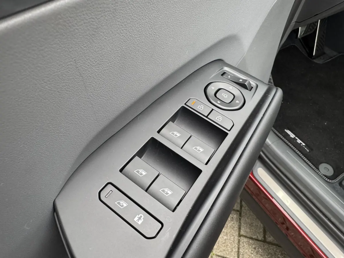 GT-Line AWD 99.8 kWh | 7-Pers. | 21" | Head-Up | Stoel-/Stuurverwarming | Premium Audio | Schuif-/kanteldak | Adapt. Cruise | Navi