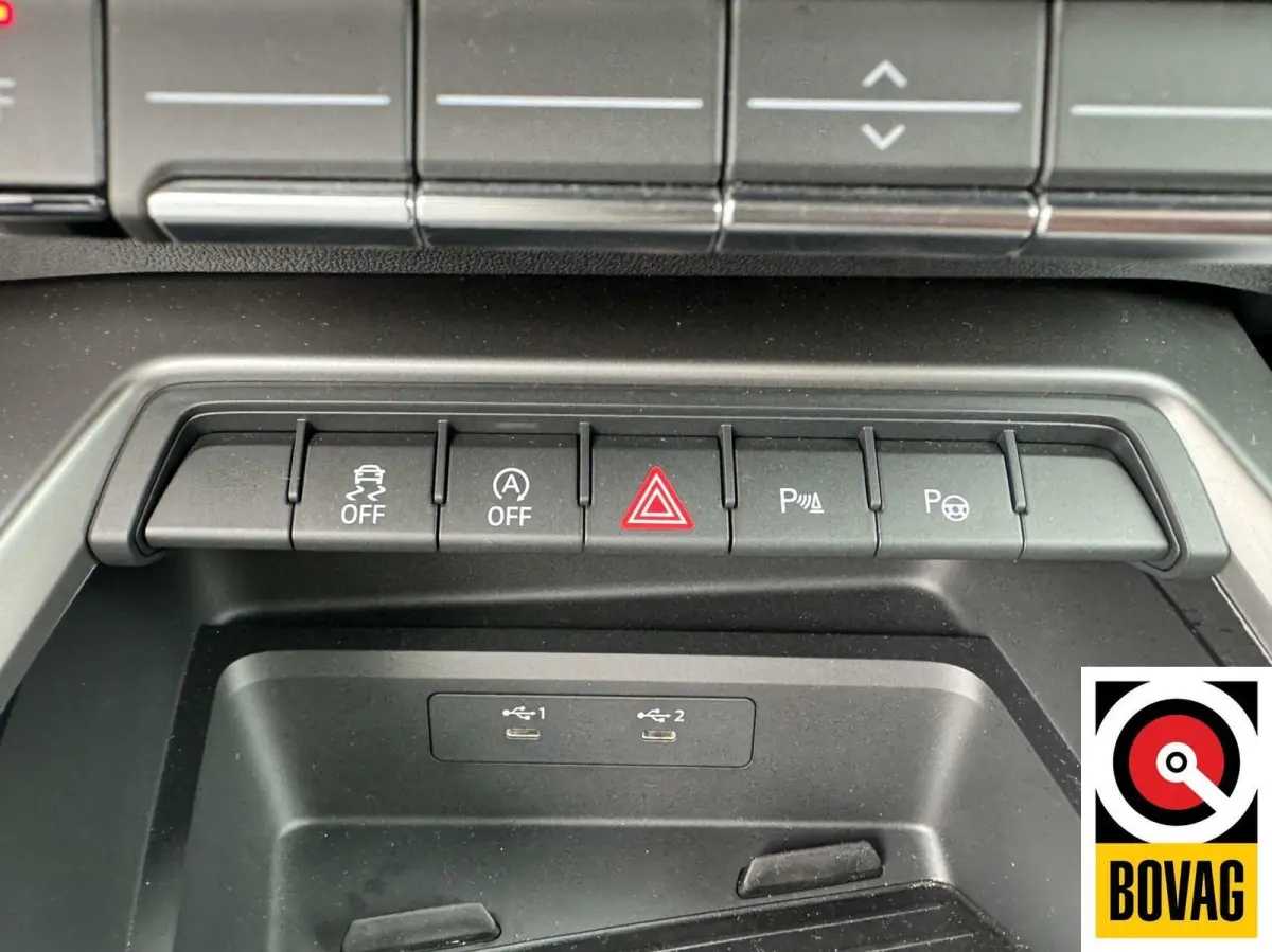 35 TFSI S edition TFSI Keyless,Navi,ParkAssist 150PK