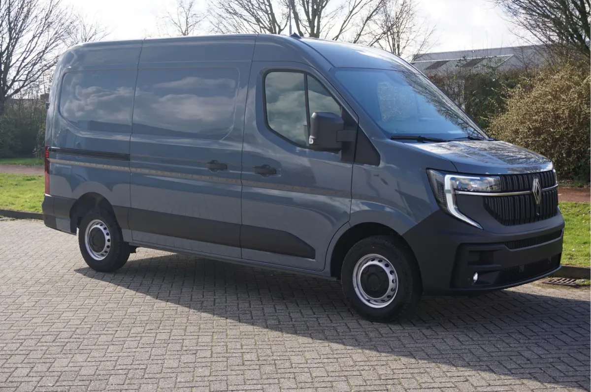 T35 170PK L2H2 BPM VRIJ!! 10" R-Link Navi, Camera, LED, 270° Deur!! NR. 966