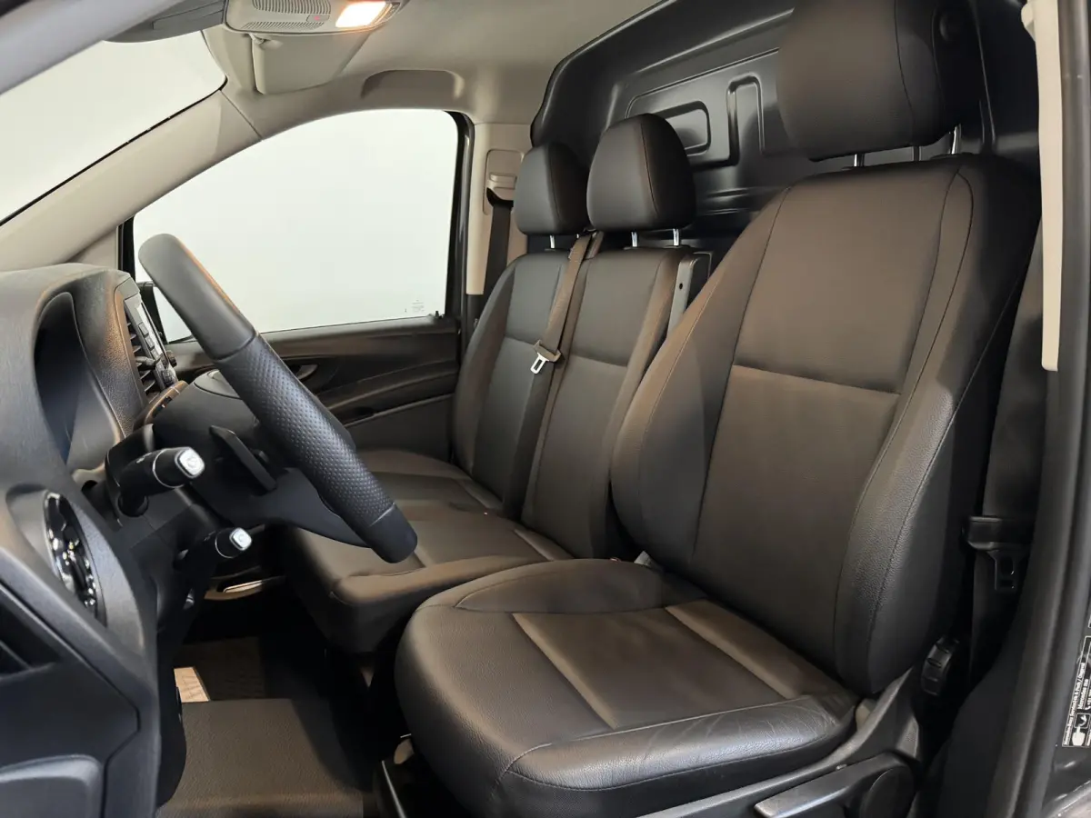 114 CDI Lang L2 Automaat Apple Carplay Airco Bluetooth Camera Trekhaak Lederen bekleding