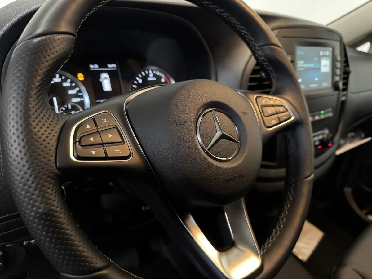 114 CDI Lang L2 Automaat Apple Carplay Airco Bluetooth Camera Trekhaak Lederen bekleding