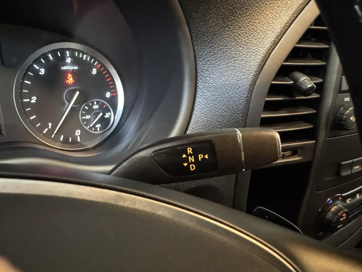 114 CDI Lang L2 Automaat Apple Carplay Airco Bluetooth Camera Trekhaak Lederen bekleding