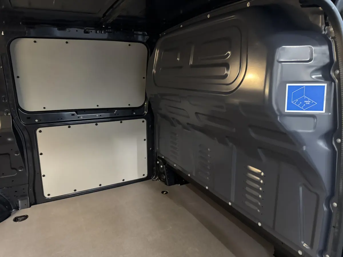 114 CDI Lang L2 Automaat Apple Carplay Airco Bluetooth Camera Trekhaak Lederen bekleding