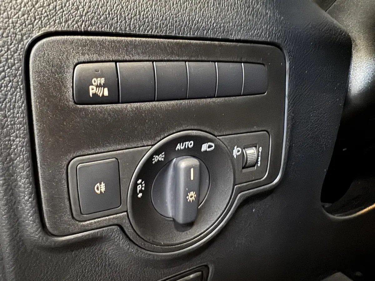 114 CDI Lang L2 Automaat Apple Carplay Airco Bluetooth Camera Trekhaak Lederen bekleding