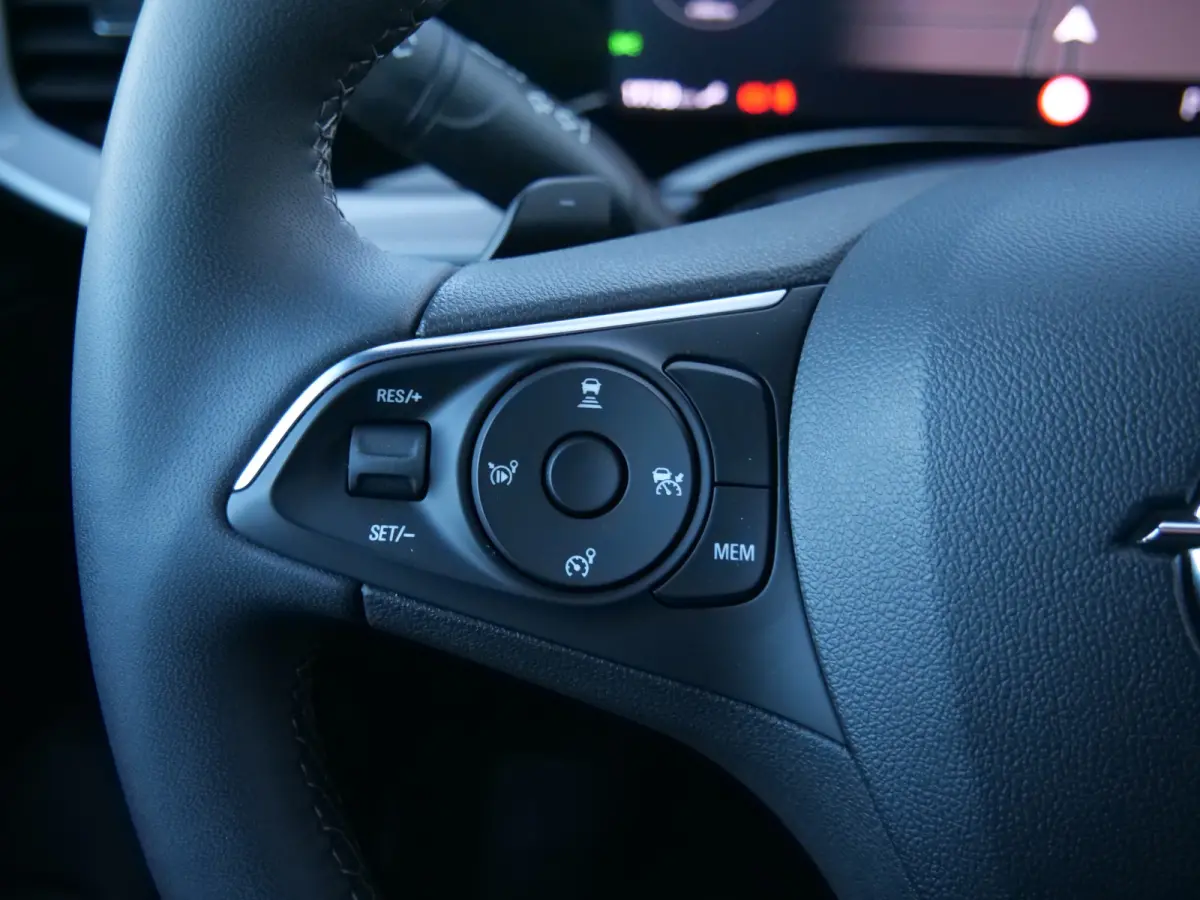 1.2 Turbo 131pk Ultimate AUTOMAAT Massage / LED / Apple Carplay / Camera