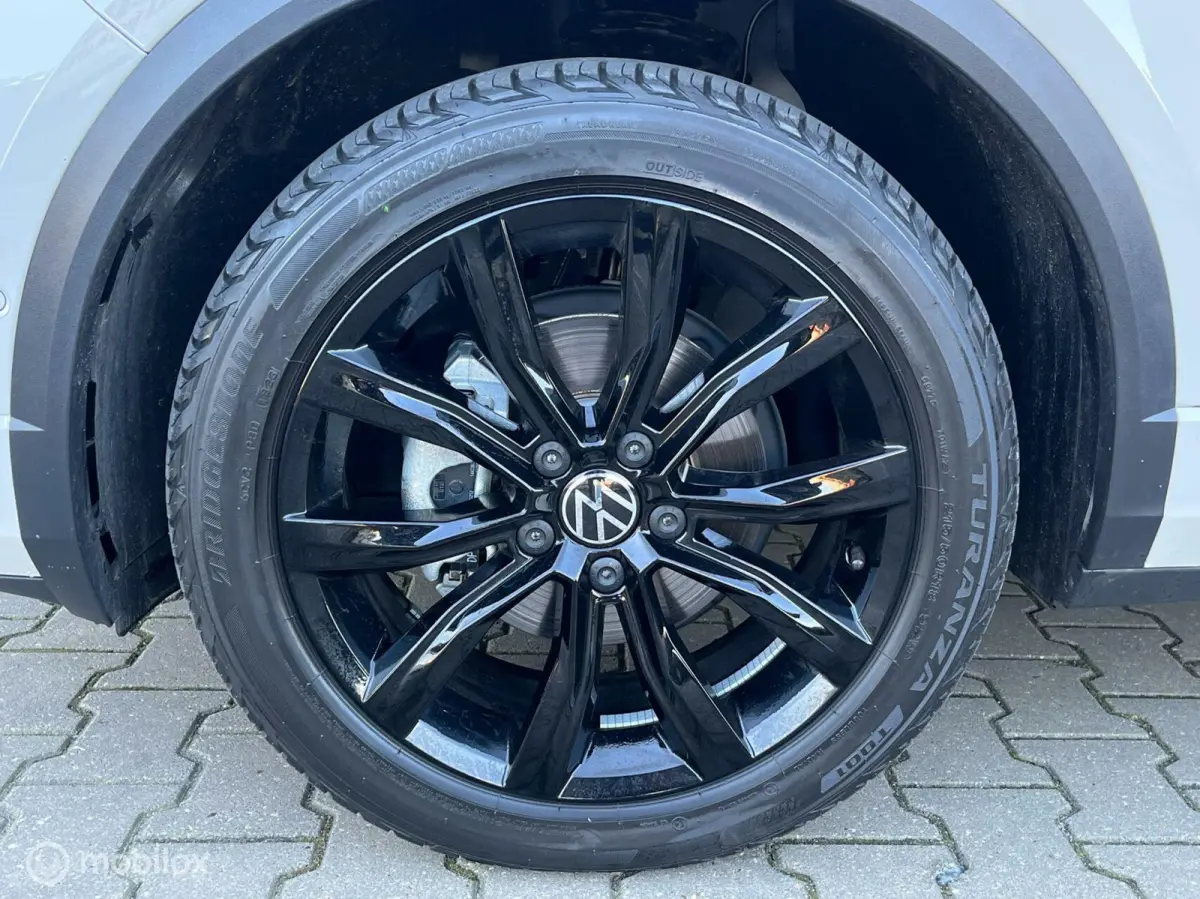 1.5 TSI 3X R-Line 2025 LED ACC LANE ASS DODEHOEK