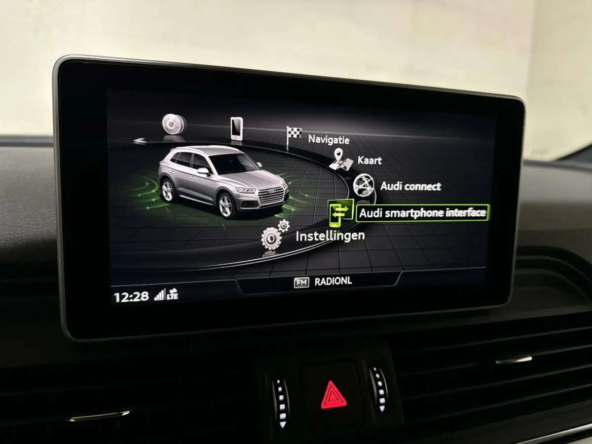 2.0 TFSI quattro Sport 3x S-Line Virtuel Navi Trekh.