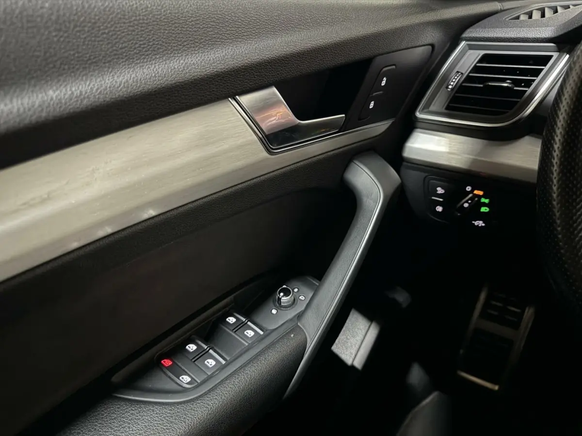 2.0 TFSI quattro Sport 3x S-Line Virtuel Navi Trekh.