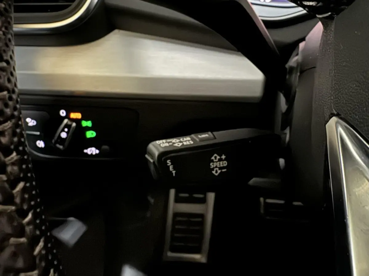 2.0 TFSI quattro Sport 3x S-Line Virtuel Navi Trekh.