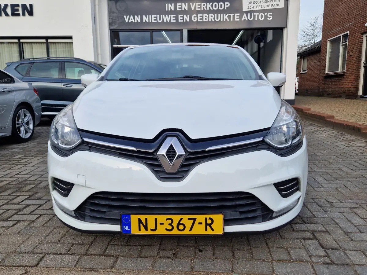 Clio TCe Zen automaat,Navigatie,Airco,Cruise control,L.M. Velgen