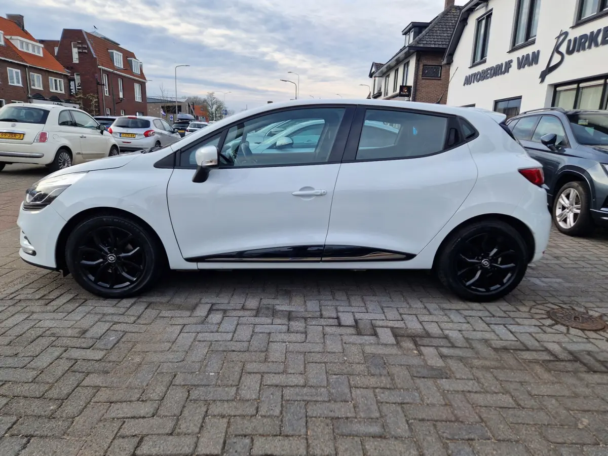 Clio TCe Zen automaat,Navigatie,Airco,Cruise control,L.M. Velgen