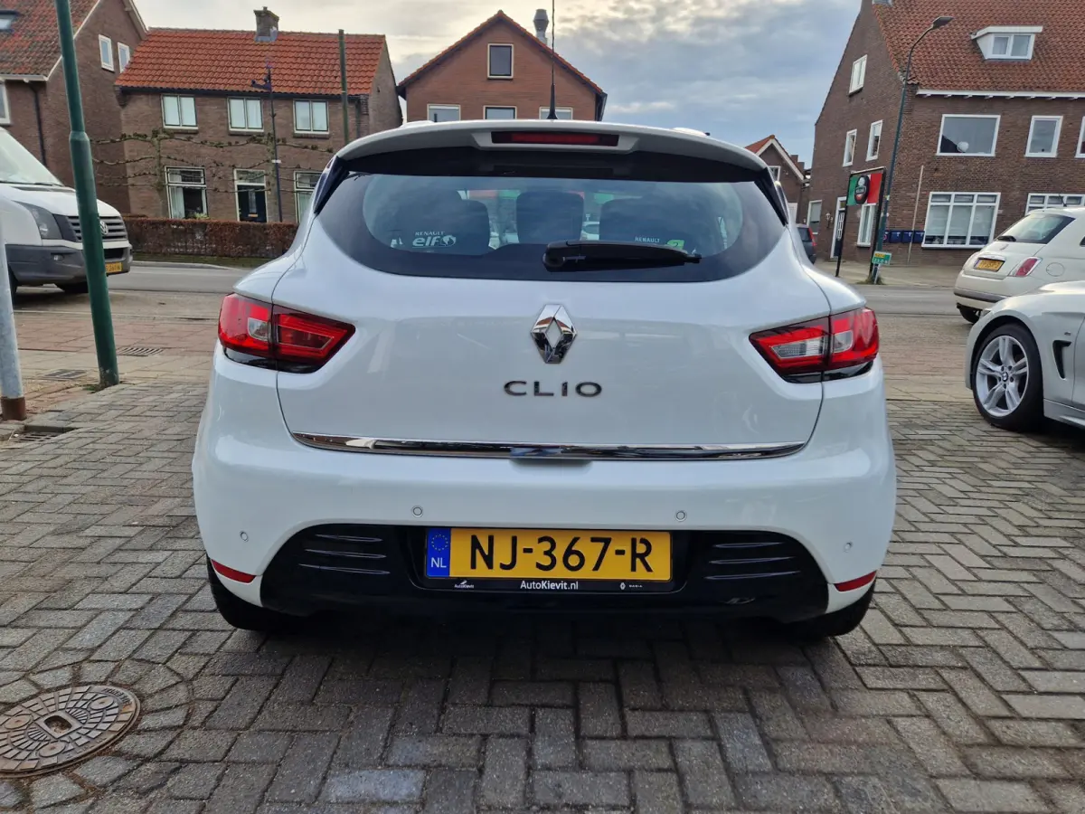 Clio TCe Zen automaat,Navigatie,Airco,Cruise control,L.M. Velgen