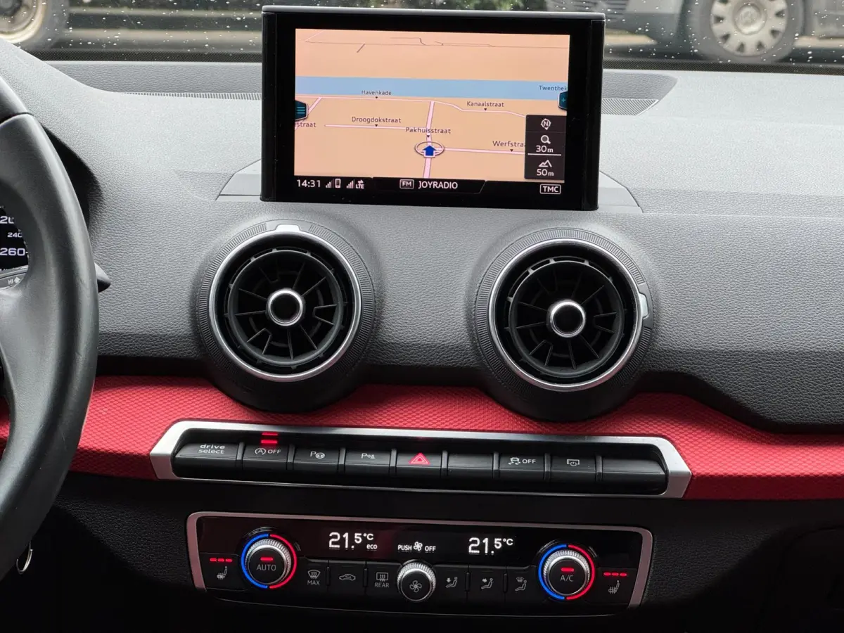 1.4 TFSI CoD Sport S-Tronic LED Navi Stoelvw PDC
