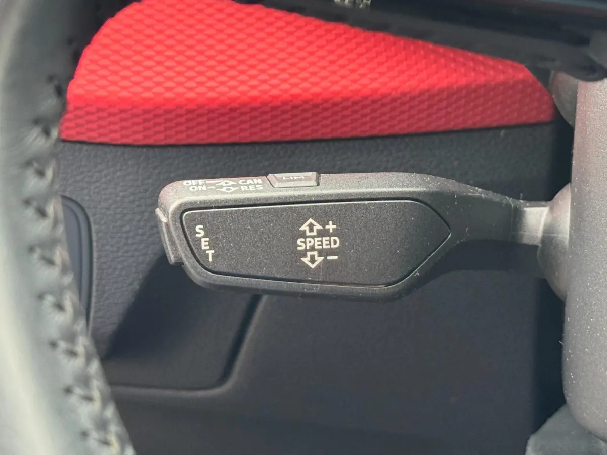 1.4 TFSI CoD Sport S-Tronic LED Navi Stoelvw PDC