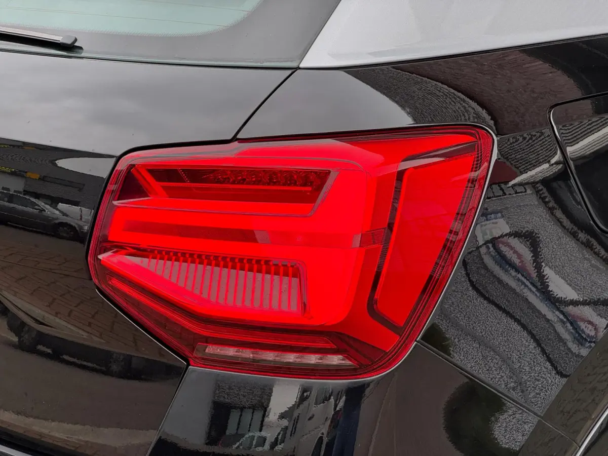 1.4 TFSI CoD Sport S-Tronic LED Navi Stoelvw PDC