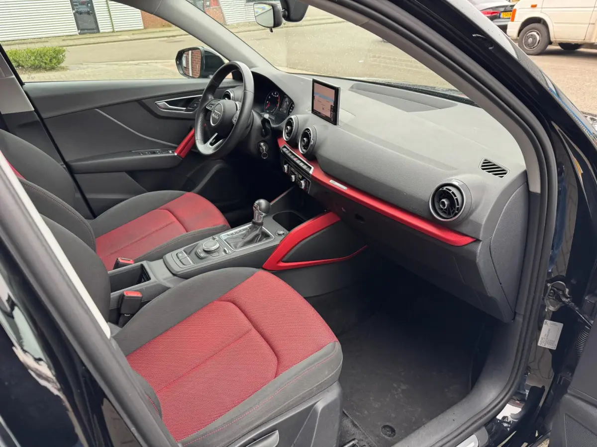 1.4 TFSI CoD Sport S-Tronic LED Navi Stoelvw PDC