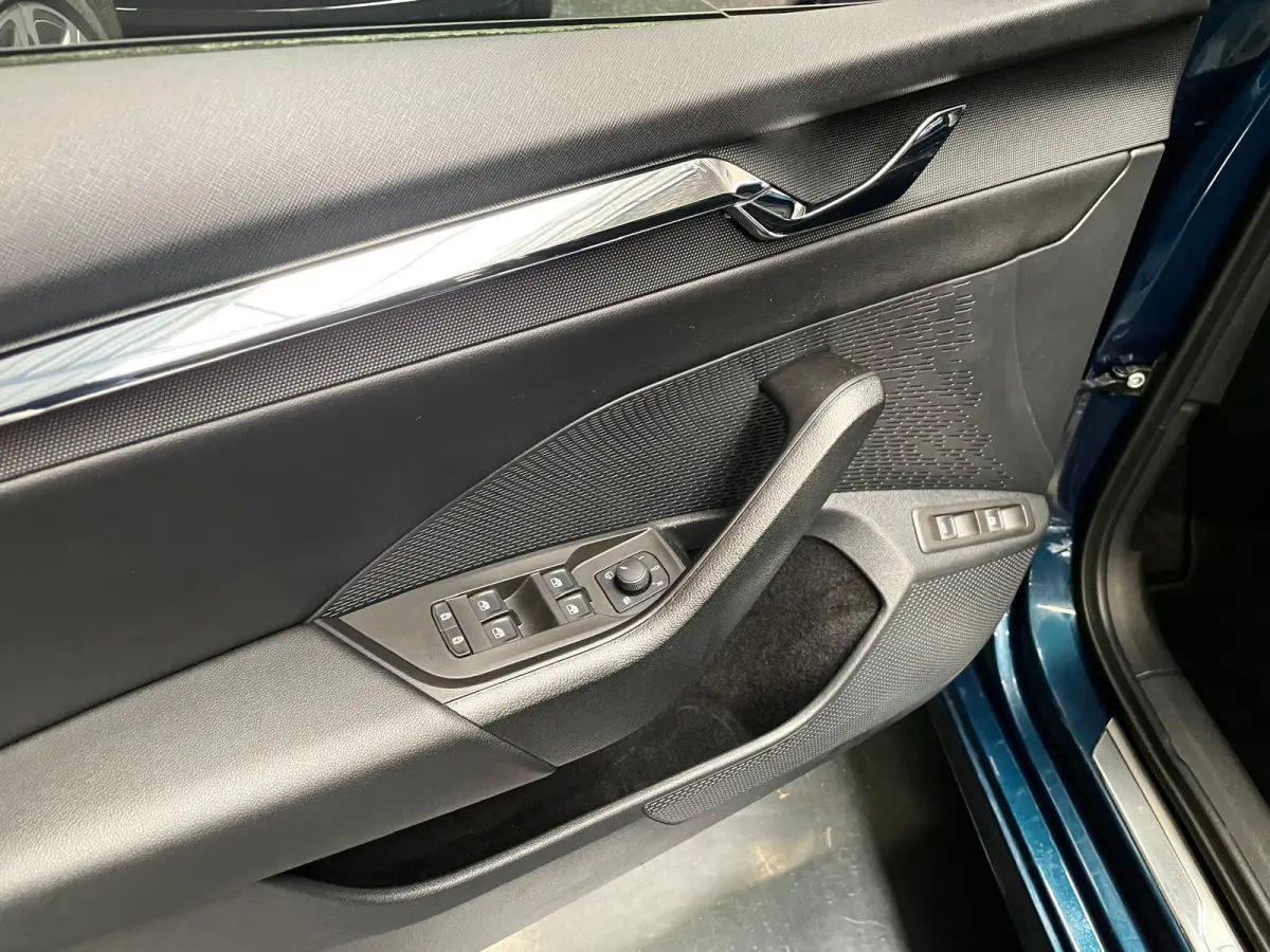 1.4 TSI Style iV Hybride 204 PK APPLE CARPLAY