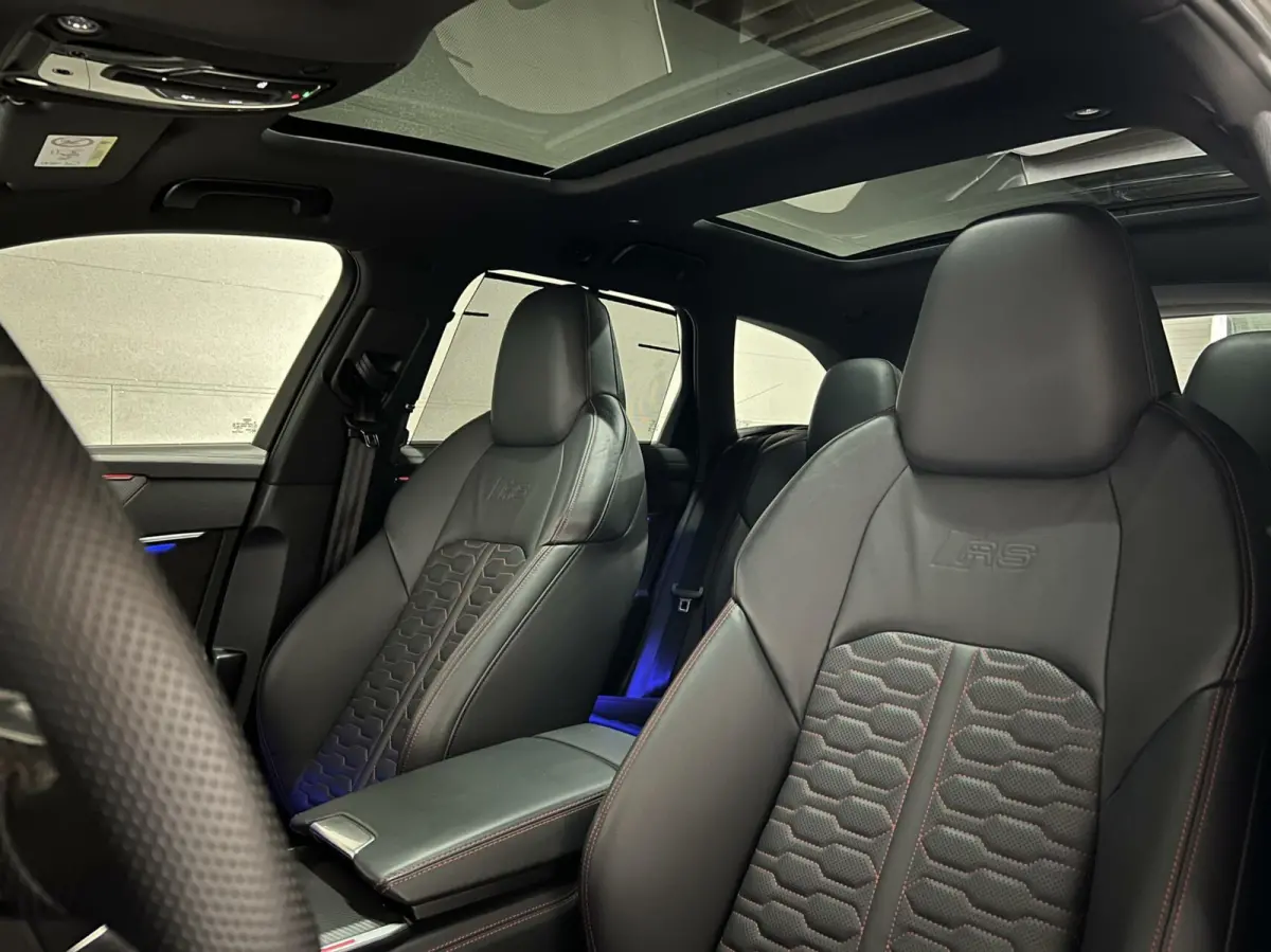 4.0 TFSI Quattro Matgrijs Dynamic+ B&O 600PK