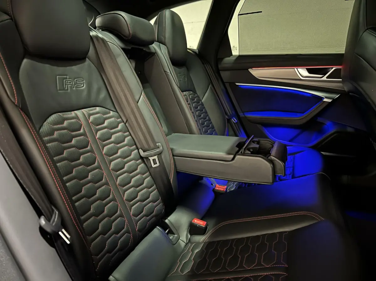 4.0 TFSI Quattro Matgrijs Dynamic+ B&O 600PK