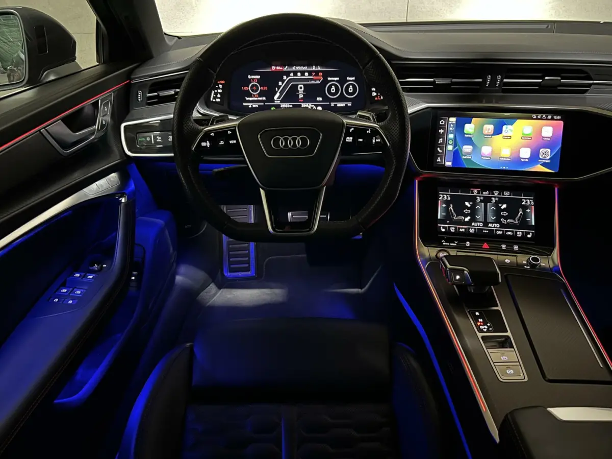 4.0 TFSI Quattro Matgrijs Dynamic+ B&O 600PK