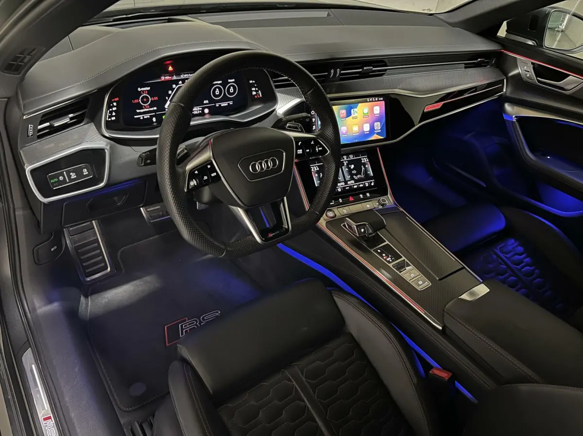 4.0 TFSI Quattro Matgrijs Dynamic+ B&O 600PK