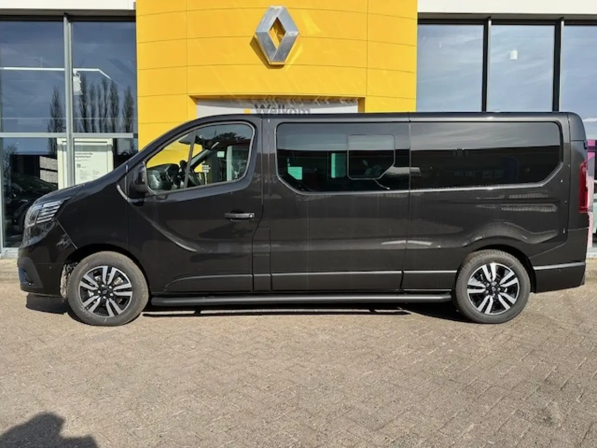 170PK L2H1 Extra DC DUBBEL CABINE | ANNIVERSARY BLACK EDITION | CAMERA | Stoelverwarming | NAVI