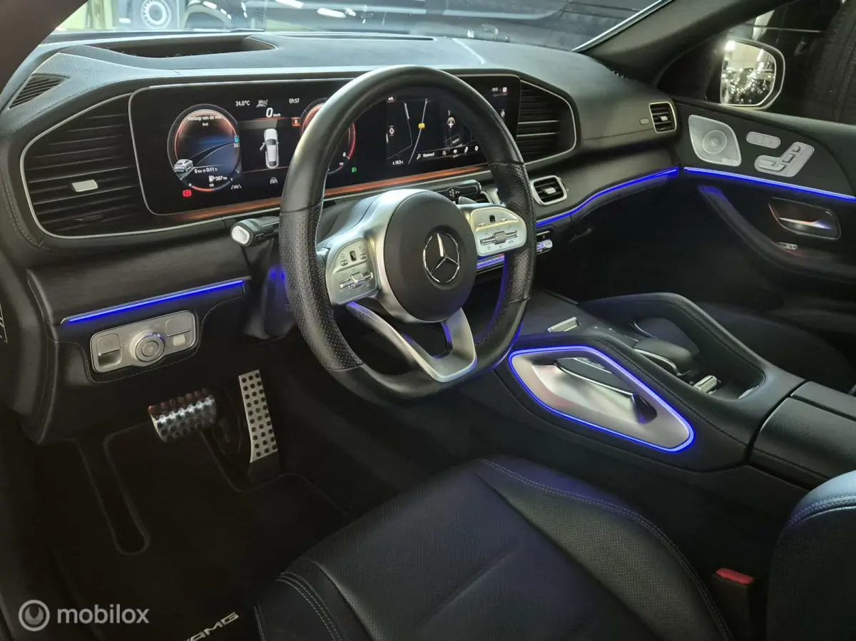 400 d 4MATIC Premium Plus 2xAMG Pano Lucht Night Burm 22'' VOL! Grijs Kenteken! * DIRECT RIJDEN EN GEEN BPM BETALEN ! *