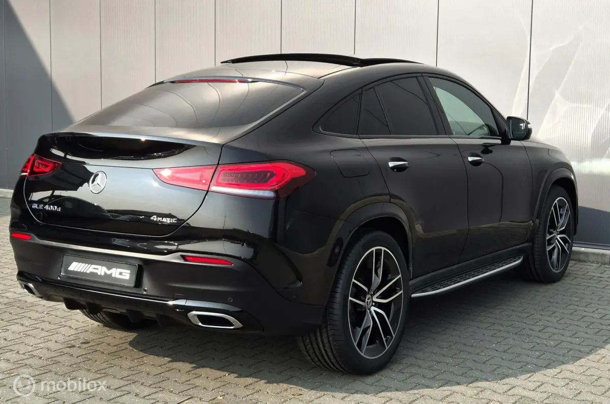 400 d 4MATIC Premium Plus 2xAMG Pano Lucht Night Burm 22'' VOL! Grijs Kenteken! * DIRECT RIJDEN EN GEEN BPM BETALEN ! *
