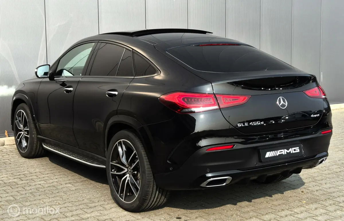 400 d 4MATIC Premium Plus 2xAMG Pano Lucht Night Burm 22'' VOL! Grijs Kenteken! * DIRECT RIJDEN EN GEEN BPM BETALEN ! *