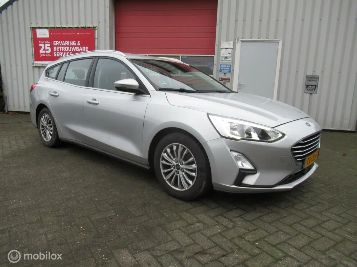 1.0 EcoBoost Active Business