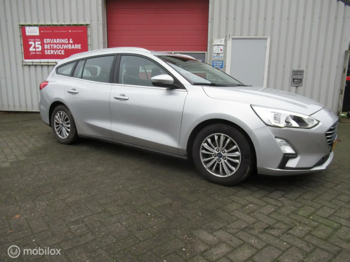 1.0 EcoBoost Active Business