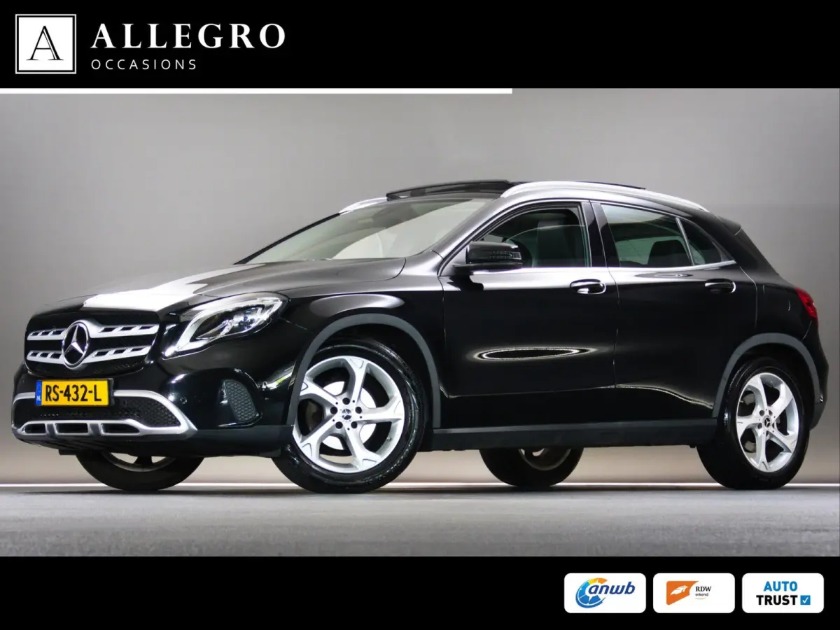180 Ambition (SCHUIF-/KANTELDAK, NAVIGATIESYSTEEM, CRUISE CONTROL, BLUETOOTH, BI-XENON, LM-VELGEN 18")