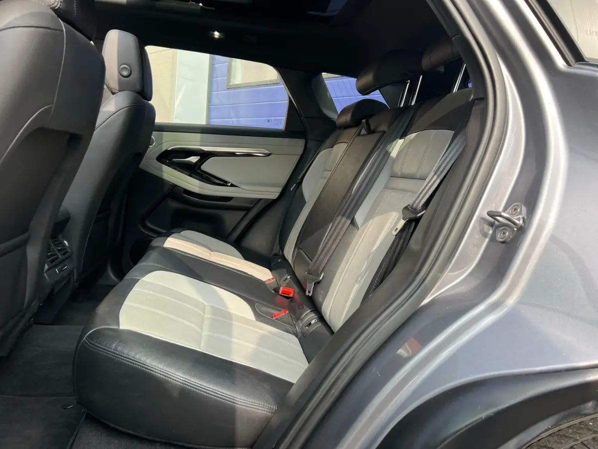 1.5 P300e AWD R-Dynamic S