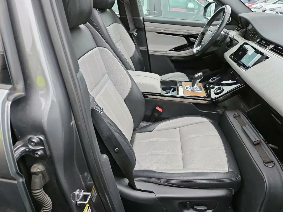 1.5 P300e AWD R-Dynamic S
