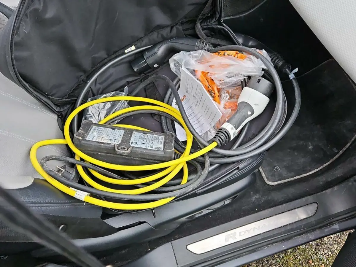 1.5 P300e AWD R-Dynamic S