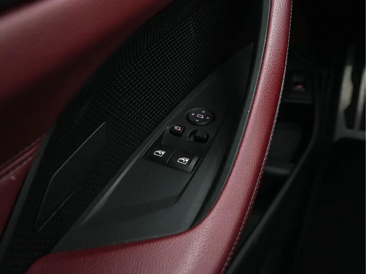 420i ( new-modell ) M-Sport-Pack High Executive (INCL-BTW) Aut.*PANO | LASER-LED | LEATHER | DIGI-COCKPIT | CAMERA | HIFI-SOUND | HEATED-SPORTSEATS | NAVI-FULLMAP | AMBIENT-LIGHT | ECC | CAR