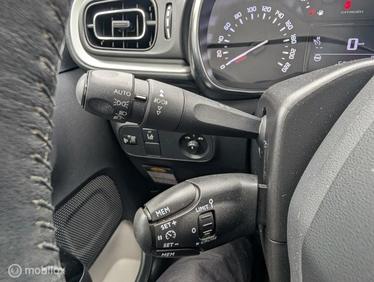 1.2 PureTech Feel
