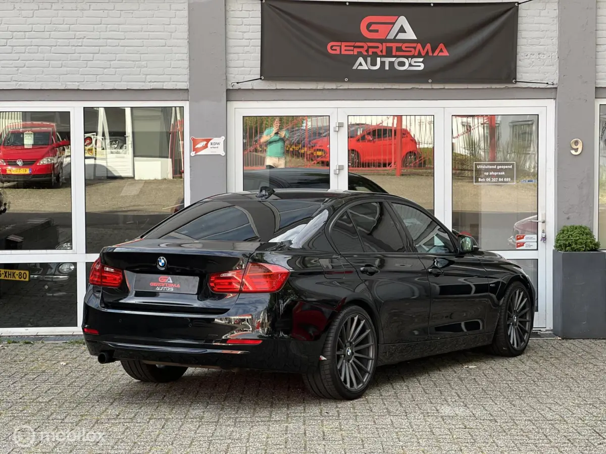 320i xDrive Upgrade Edition