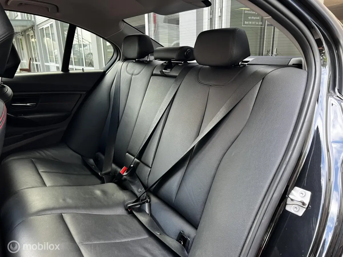 320i xDrive Upgrade Edition