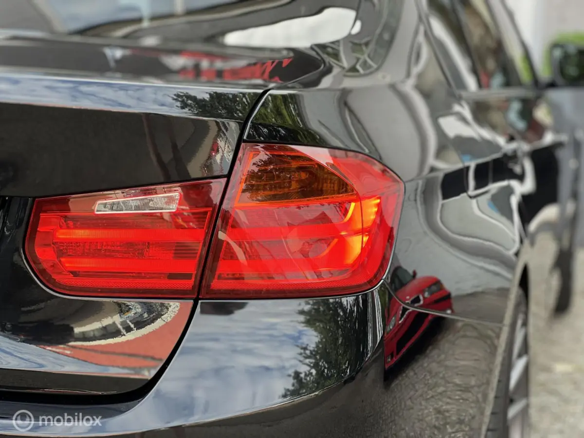 320i xDrive Upgrade Edition
