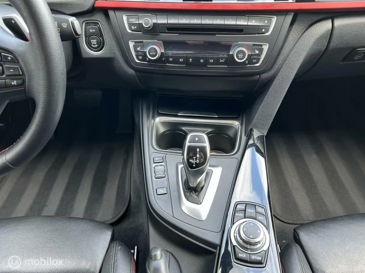 320i xDrive Upgrade Edition