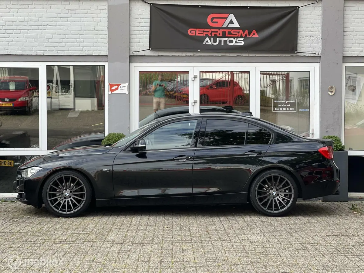 320i xDrive Upgrade Edition