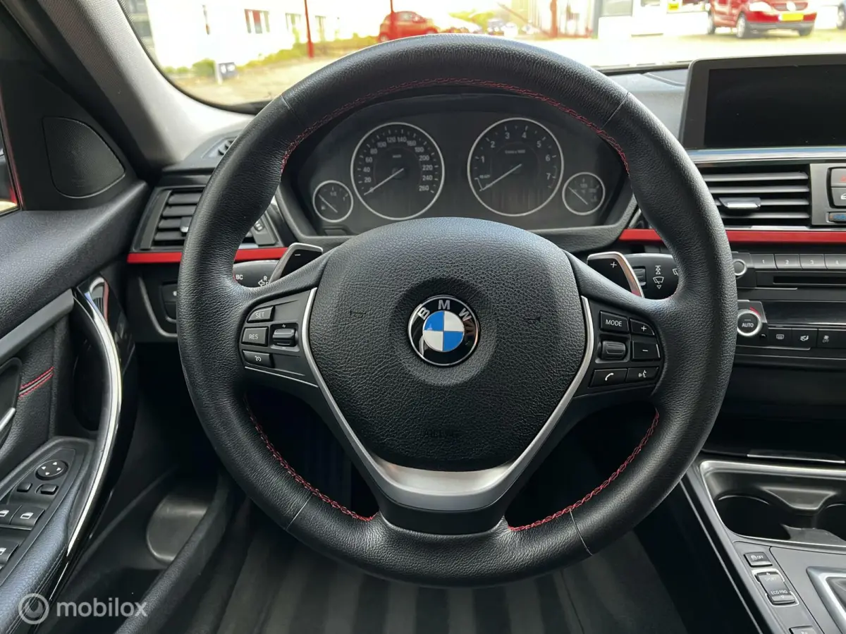 320i xDrive Upgrade Edition