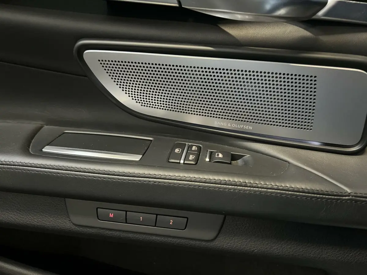 740i ActiveHybrid High Executive 360 camera