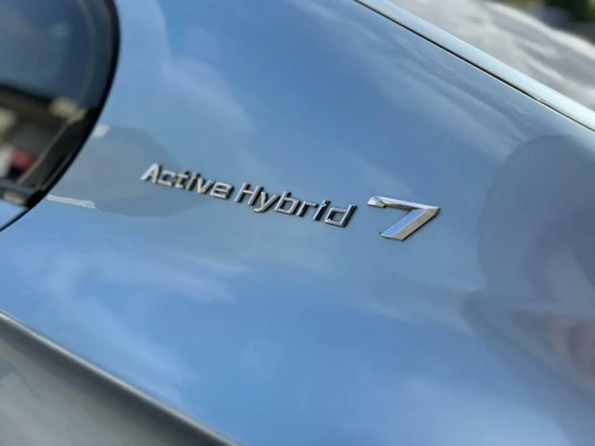 740i ActiveHybrid High Executive 360 camera