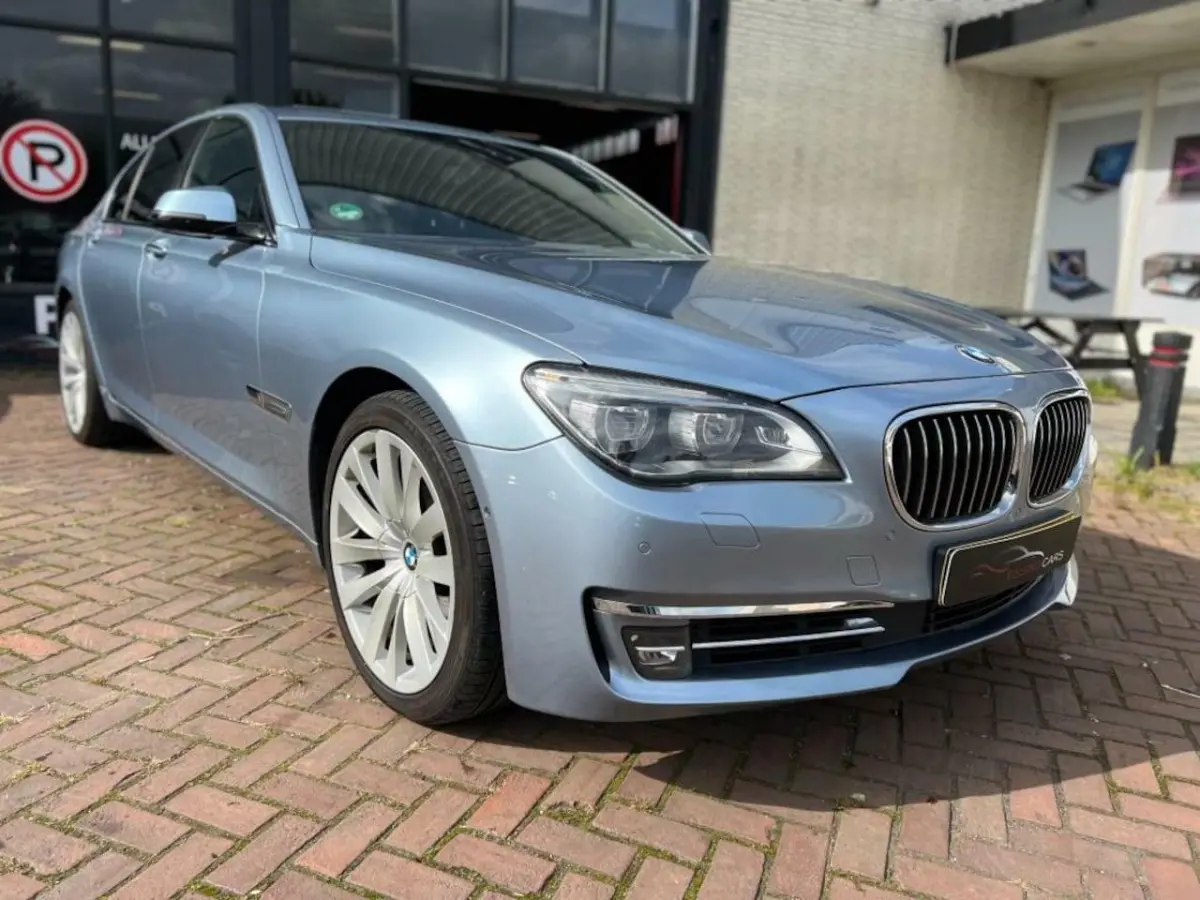 740i ActiveHybrid High Executive 360 camera