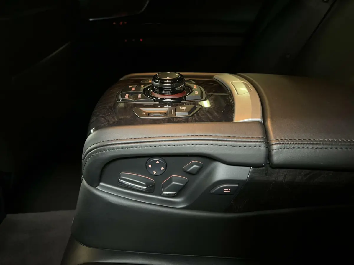 740i ActiveHybrid High Executive 360 camera