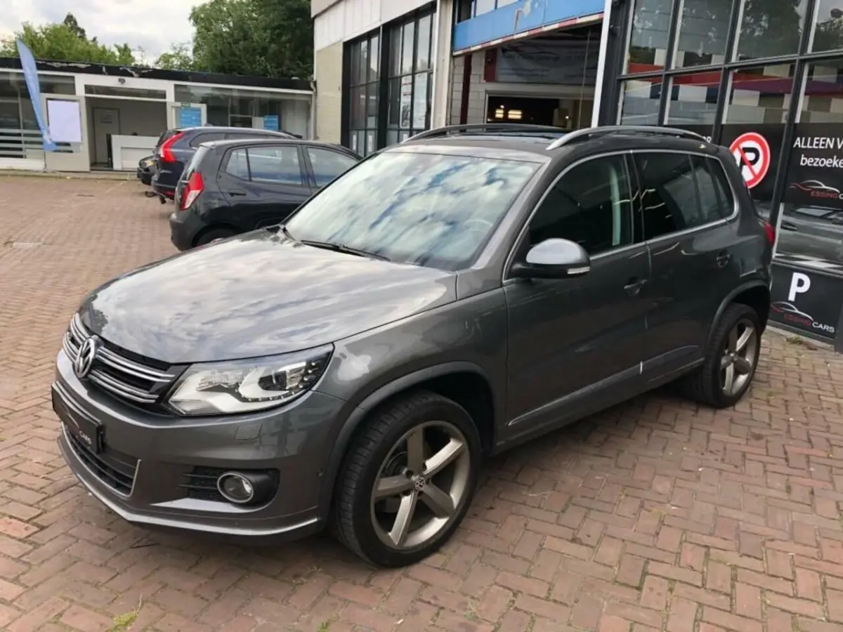 1.4 TSI R-Line Edition BOMVOL NIEUWSTAATPANO CAMERA ETC