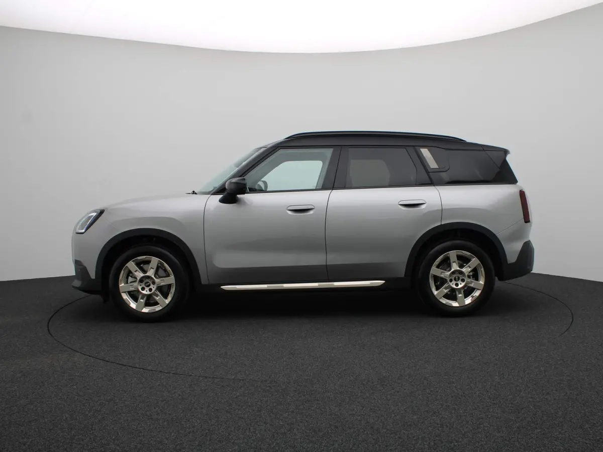 C | Favoured Trim + Package L + Glazen panoramadak + Harman Kardon + Driving Assistant Plus + Driving Assistant + Comfort Acces